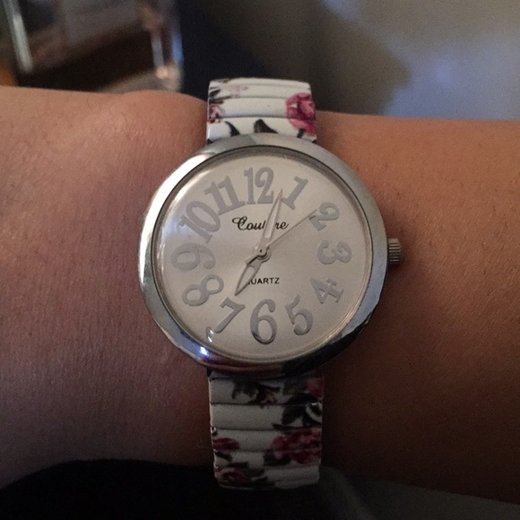 Watch - Picture 4 of 4